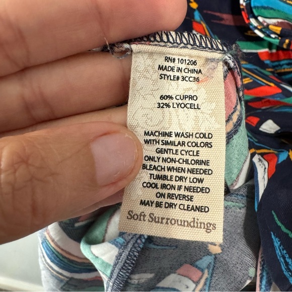 Soft Surroundings Sail boat blouse size pet med - Picture 5 of 7